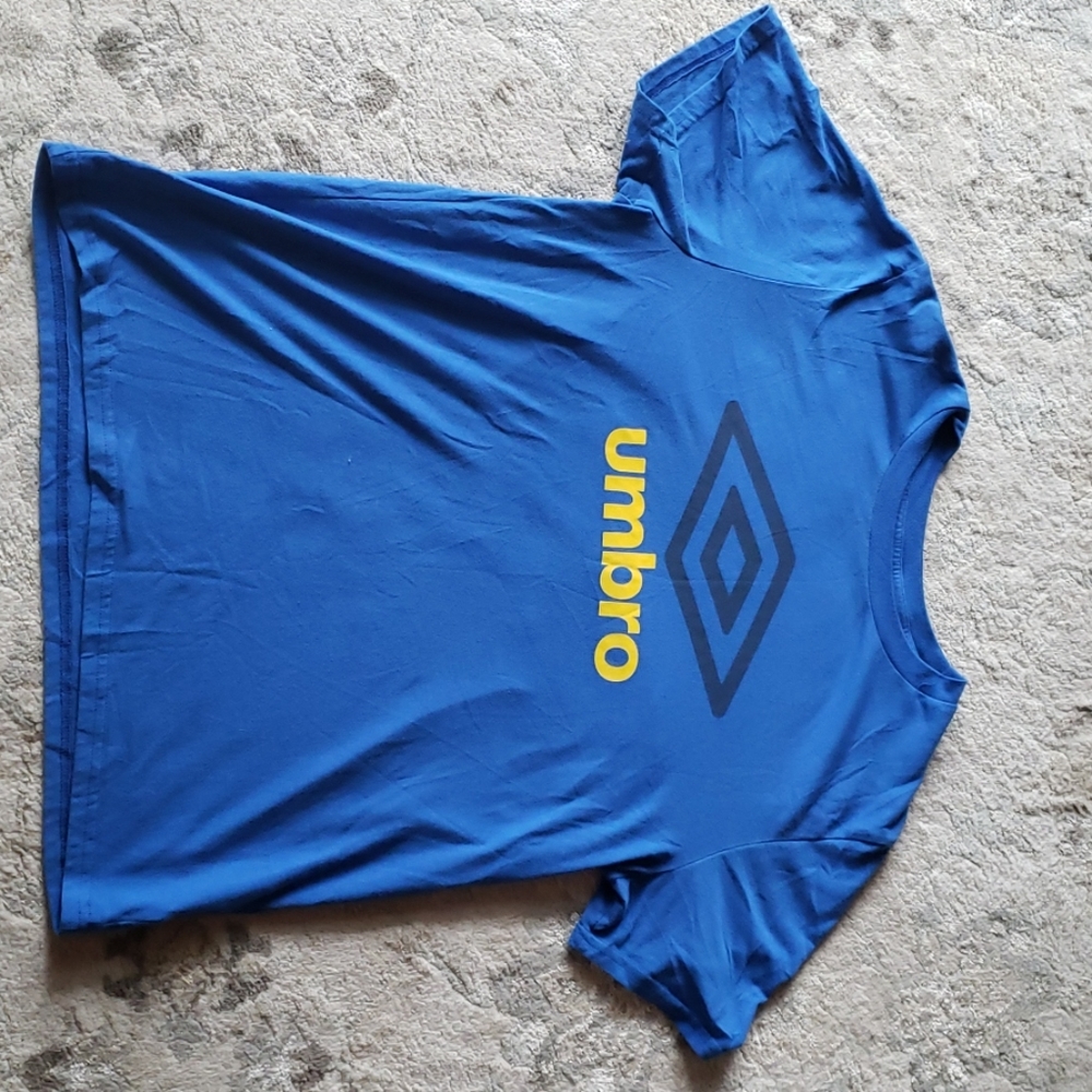 Mens Umbro Blue T-Shirt Large